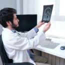 La transition des négatoscopes analogiques vers le numérique : enjeux et perspectives